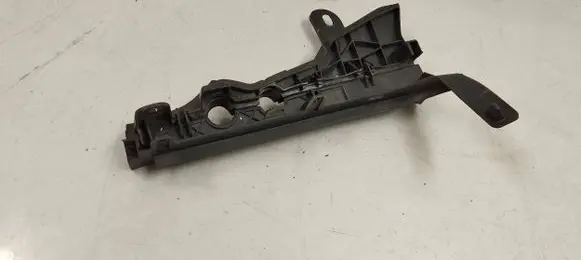Mercedes-Benz E W213 Other engine bay part A2138310400 A2538314400