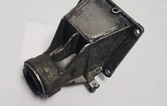 BMW X3 E83 Driveshaft support bearing bracket 7516067 3153