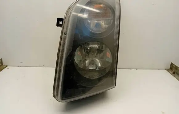 Volkswagen Crafter Headlight/headlamp 9068200861 1ER01159201