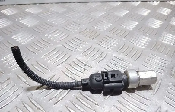 Porsche Cayenne (9PA) Air conditioning (A/C) pressure sensor 1J0959126