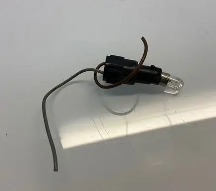 Mercedes-Benz E W210 Headlight/headlamp bulb 