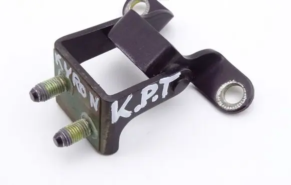 SsangYong Kyron Tailgate hinge 