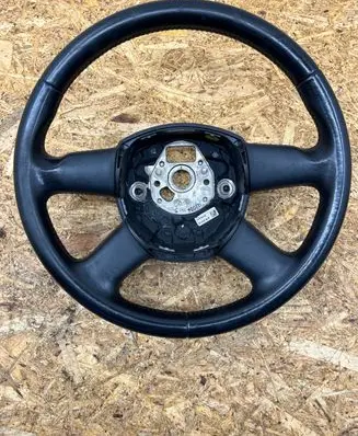 Audi A6 S6 C6 4F Steering wheel 61679000b 61679000B