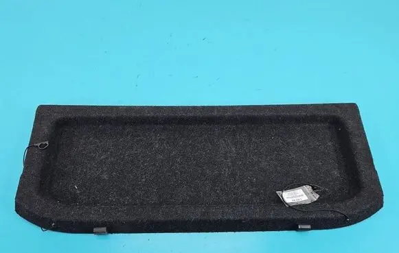Parcel shelf