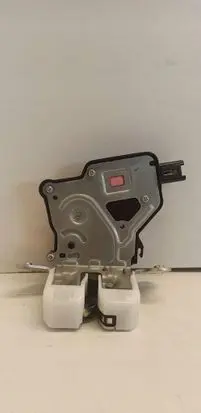 Suzuki Swift II Tailgate/trunk/boot lock/catch/latch 4307-76T2