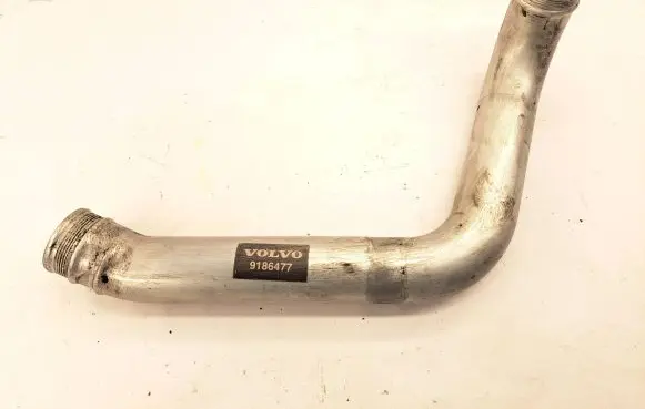 Volvo S70 V70 V70 XC Intercooler hose/pipe 9186477