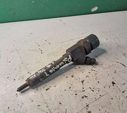 Nissan Primastar Fuel injector 09238528