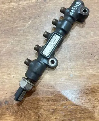 Volvo V50 Fuel main line pipe 9654592680 0920104762209 7770005
