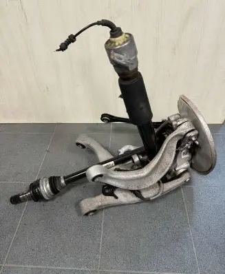 Porsche Macan (95B) Rear wheel hub spindle/knuckle 