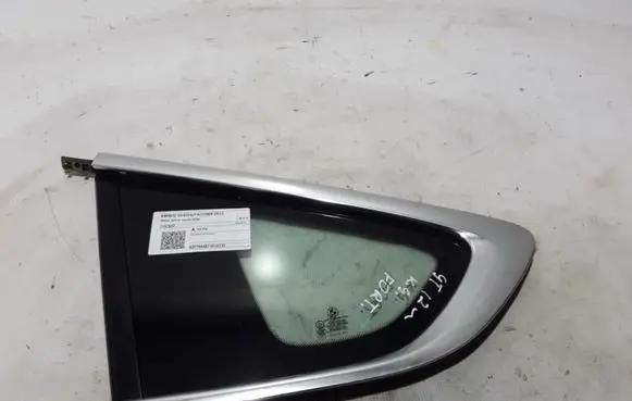 BMW 5 GT F07 Rear side window 7197897