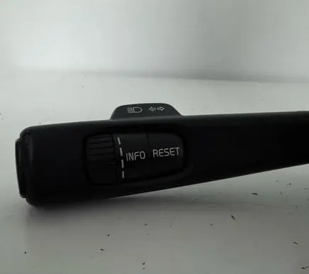Volvo C30 Wiper control stalk 17D770