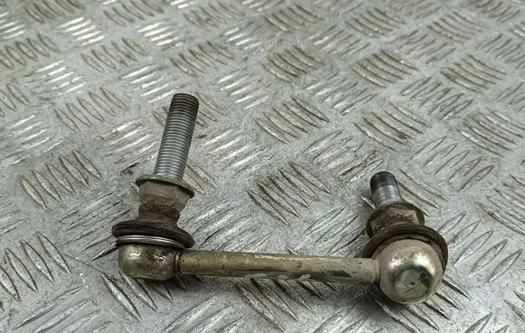 Mitsubishi Outlander IV Rear anti-roll bar/stabilizer link 