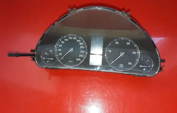 Mercedes-Benz C W203 Speedometer (instrument cluster) A2035404947 110080266 0133900