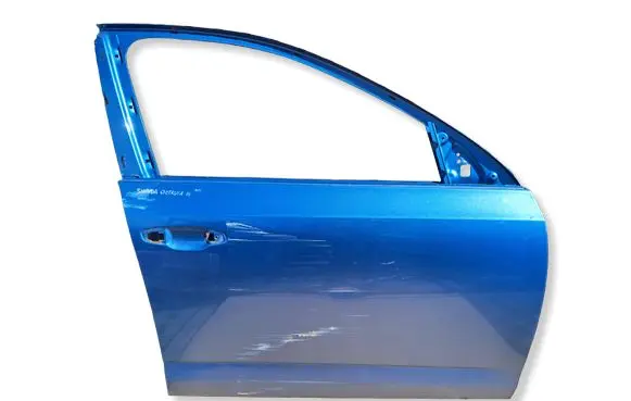 Skoda Octavia Mk3 (5E) Front door 5E0831312