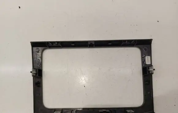 Volkswagen PASSAT B6 Radio/GPS head unit trim 3C0858069AC