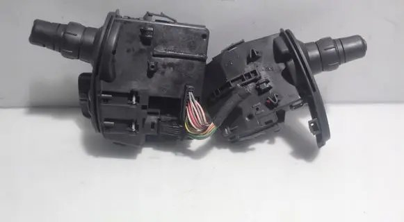 Renault Clio III Light switch