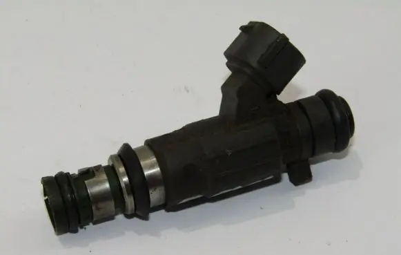 Subaru Forester SF Fuel injector FBLC100