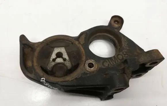 Peugeot 3008 I Engine mount bracket 9651493280