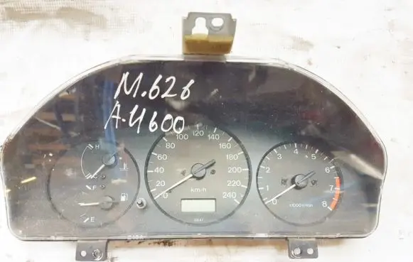Mazda 626 Speedometer (instrument cluster) ge7de