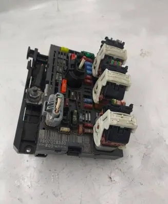 Citroen Berlingo BSM Control unit 9807028880