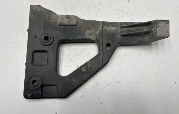 Audi A6 S6 C6 4F Front bumper mounting bracket 4F0807228