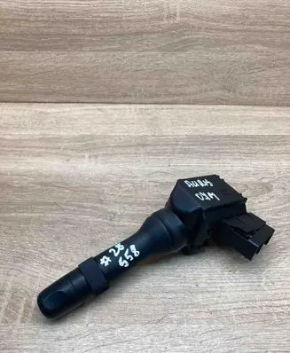 Toyota Auris 150 Wiper control stalk 17F144 0242017F244
