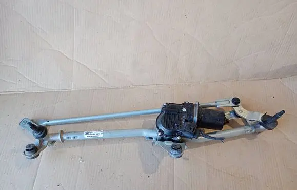 Audi TT TTS RS Mk3 8S Front wiper linkage 8S1955023C