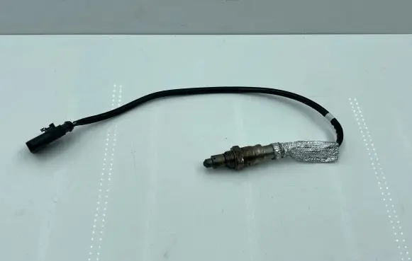 Volkswagen Touran III Lambda probe sensor 05E906262G
