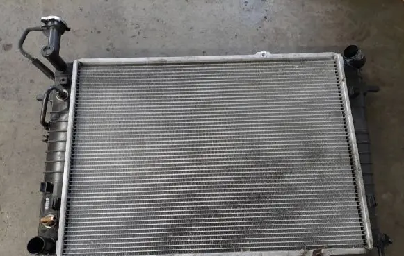 KIA Sportage Coolant radiator
