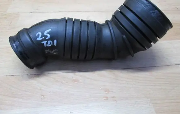 Audi A6 C7 Engine coolant pipe/hose