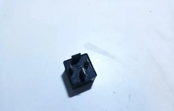 Volkswagen Golf IV Other relay 7m951253a v23136j6x45