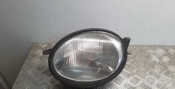 Toyota Corolla E110 Headlight/headlamp 10076587