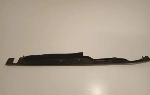 Audi A4 S4 B9 Fender end trim 8W0820582