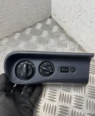 Ford Mondeo MK I Light switch 93BG10B838aaw