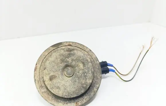 Volkswagen Golf IV Horn signal