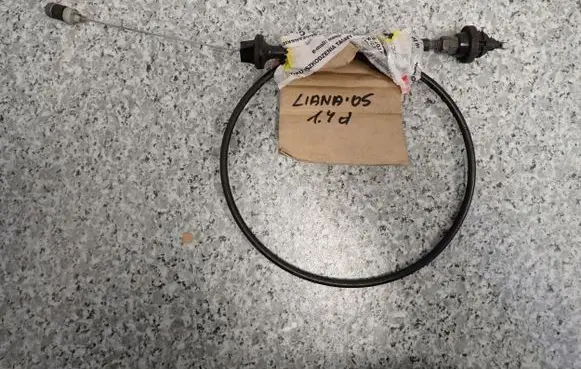 Suzuki Liana Throttle cable 