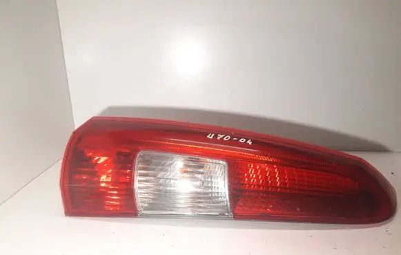 Volvo V70 Rear/tail lights 9154493