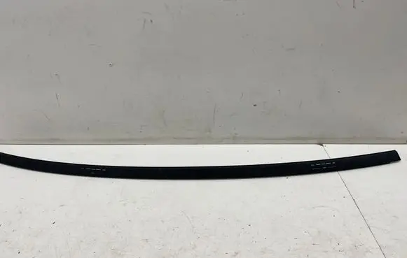 Roof trim bar molding cover