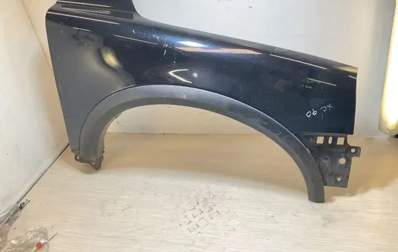 Volvo XC90 Fender