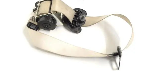 Audi A3 S3 8P Front seatbelt 7233488