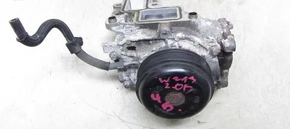 Mercedes-Benz E W213 Water pump A6542000001