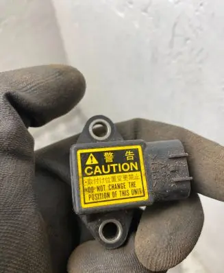 Toyota RAV 4 (XA20) Airbag deployment crash/impact sensor 8944160010 4991000410