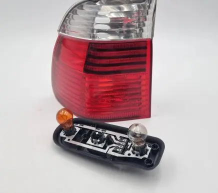 BMW 5 E39 Rear/tail lights 6902531 301305M 0506200210853