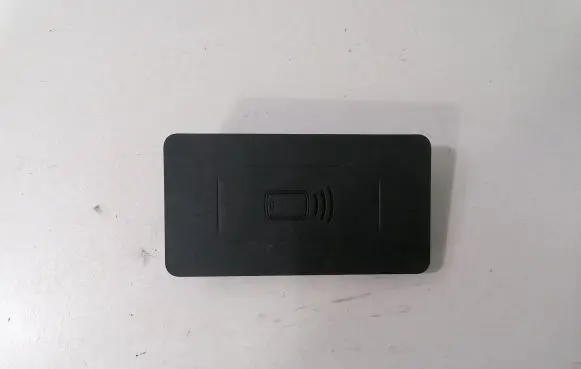 BMW 3 G20 G21 Wireless charging module 8734774