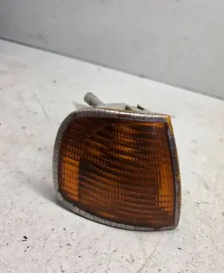 Volkswagen Polo III 6N 6N2 6NF Front indicator light 6K5953050B