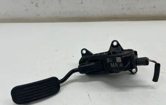 Toyota Yaris XP210 Accelerator throttle pedal 78110K0020