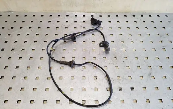 Volvo XC70 ABS brake wheel speed sensor 30773740