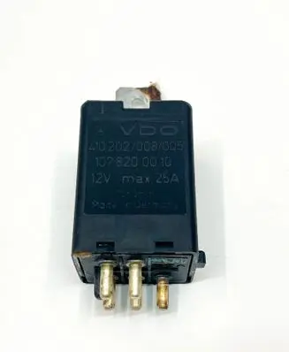 Mercedes-Benz SLC C107 Other relay A1078200010 1078200010