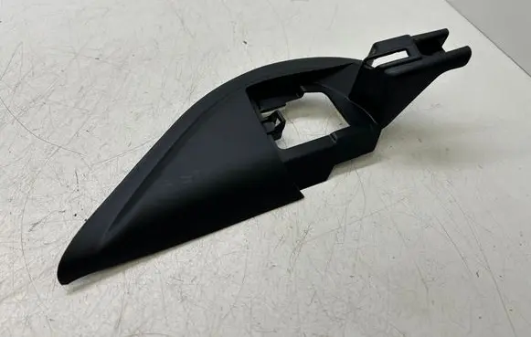 Peugeot 308 Other front door trim element 96777452