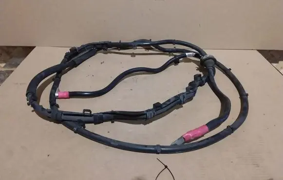 Audi A5 Sportback 8TA Positive cable (battery) 8K1971225G